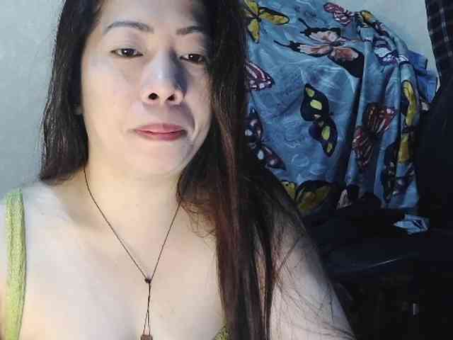Lykaliciousz webcam