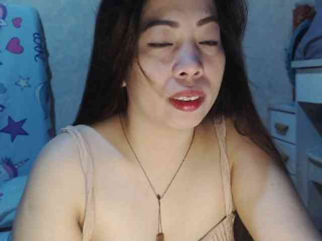 Lykaliciousz webcam