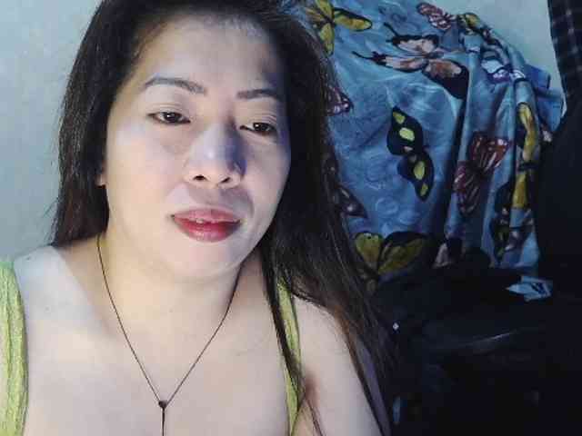Lykaliciousz webcam