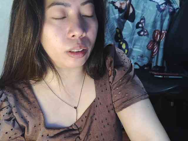 Lykaliciousz webcam