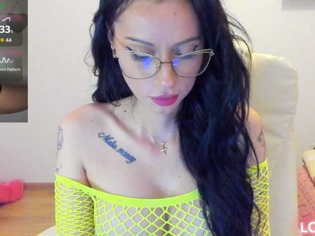 kissnicol webcam bongacams model stream image