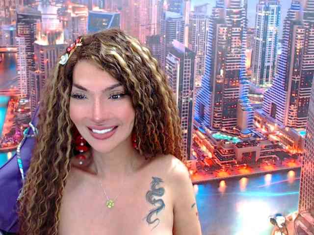 wowyummycock Live Webcam on BongaCams