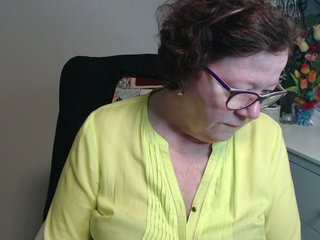 flirty-adele Porn Show