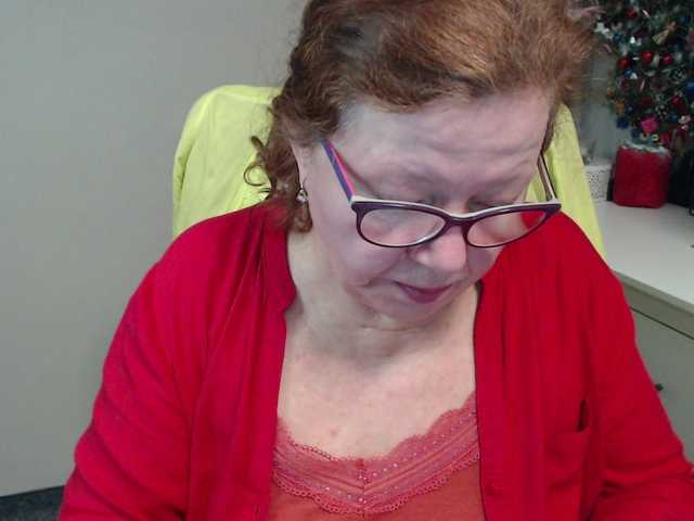 flirty-adele's BongaCams show and profile