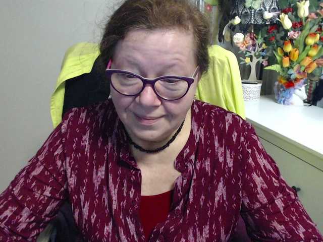 flirty-adele's BongaCams show and profile