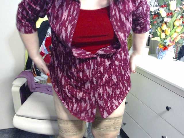 flirty-adele's BongaCams show and profile