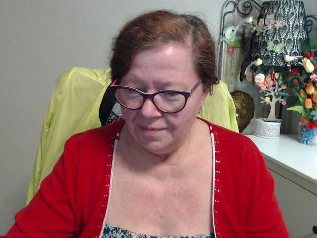 flirty-adele's BongaCams show and profile