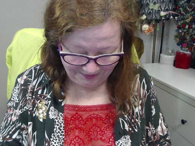 flirty-adele's BongaCams show and profile