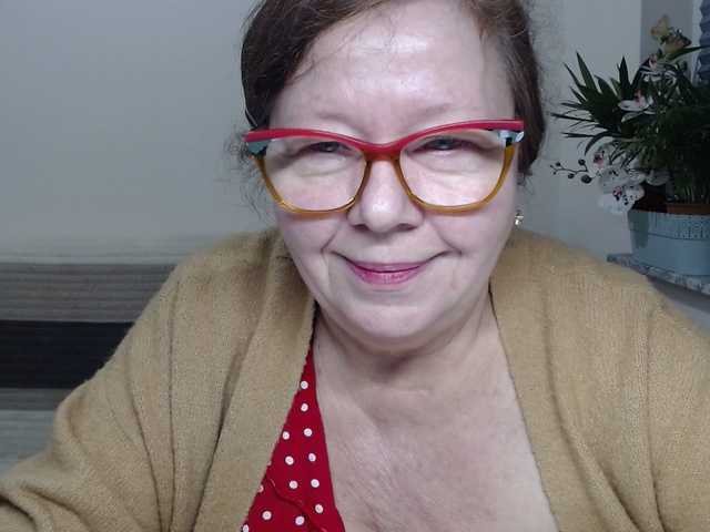 flirty-adele's BongaCams show and profile