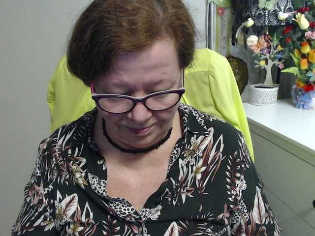 flirty-adele's BongaCams show and profile