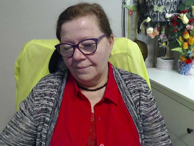 flirty-adele's BongaCams show and profile