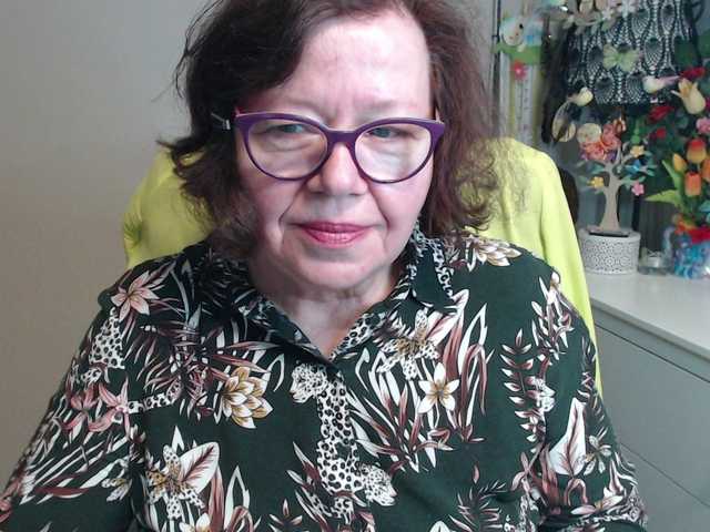 flirty-adele's BongaCams show and profile