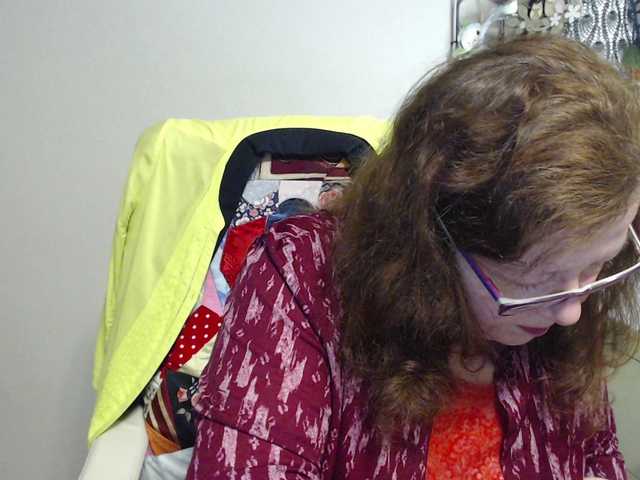 flirty-adele live cam profile