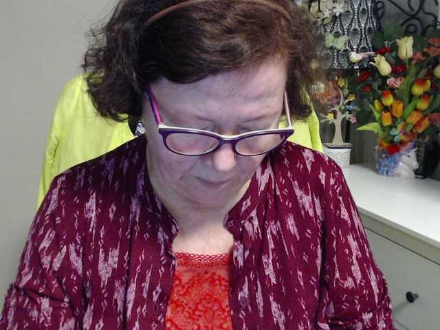 flirty-adele's BongaCams show and profile