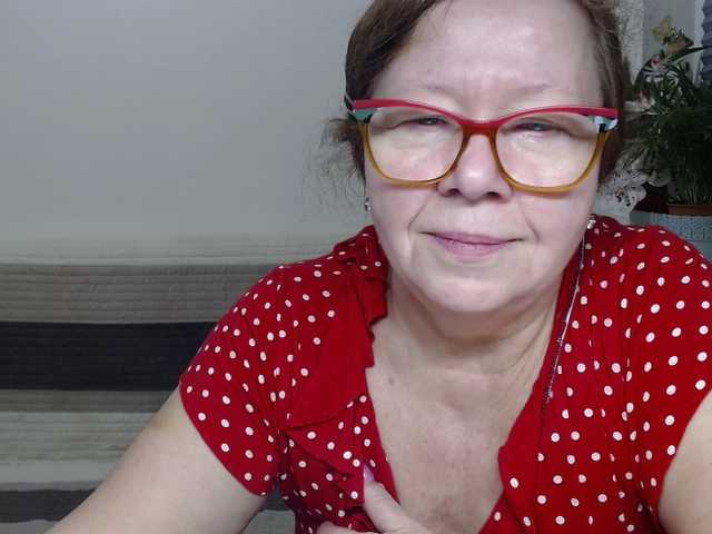 flirty-adele's BongaCams show and profile