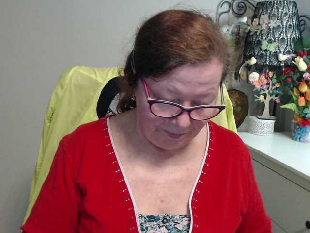 flirty-adele's BongaCams show and profile