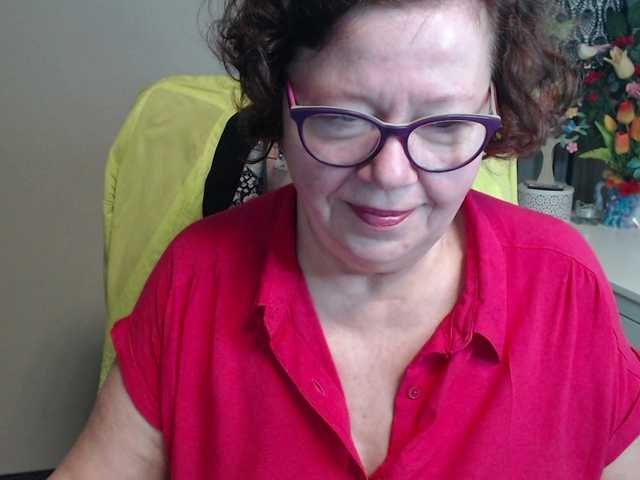 flirty-adele's BongaCams show and profile