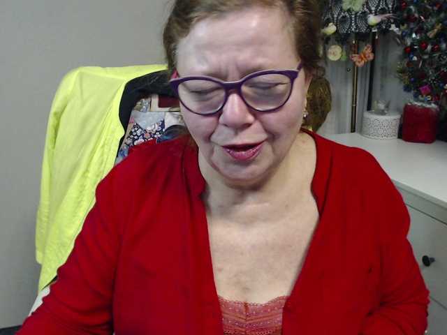 flirty-adele's BongaCams show and profile