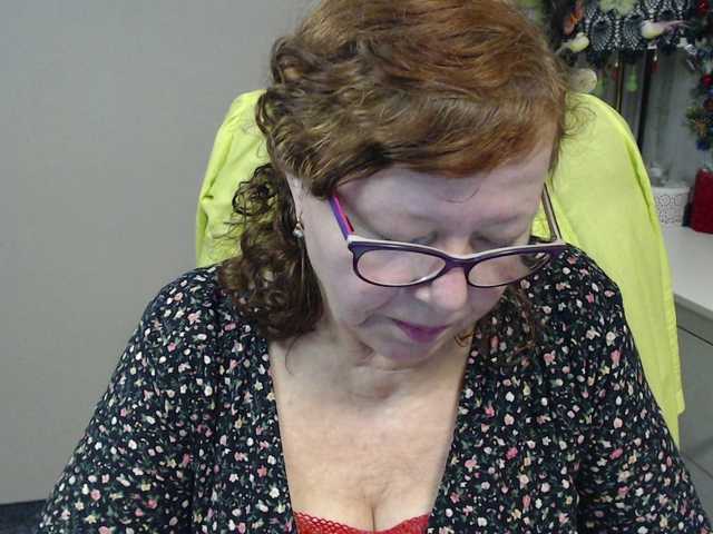 flirty-adele's BongaCams show and profile