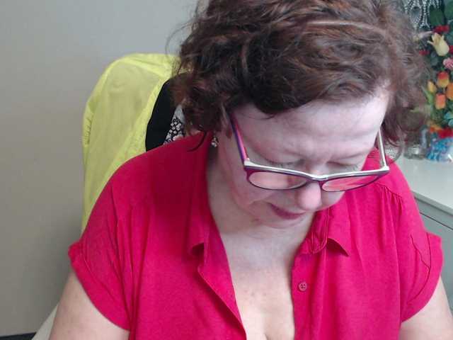 flirty-adele's BongaCams show and profile