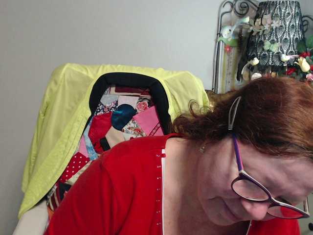 flirty-adele's BongaCams show and profile