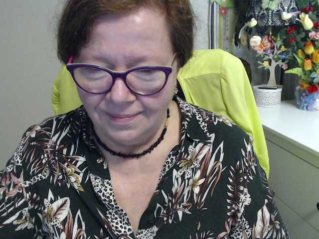 flirty-adele's BongaCams show and profile