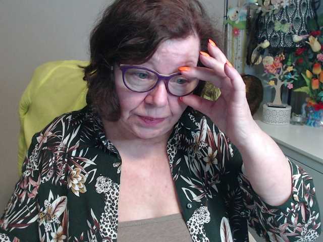 flirty-adele's BongaCams show and profile