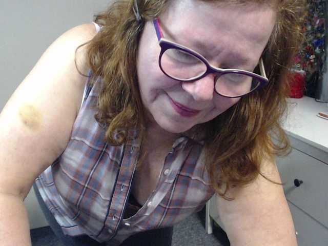 flirty-adele's BongaCams show and profile