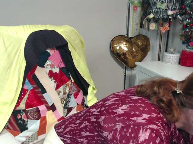 flirty-adele's BongaCams show and profile