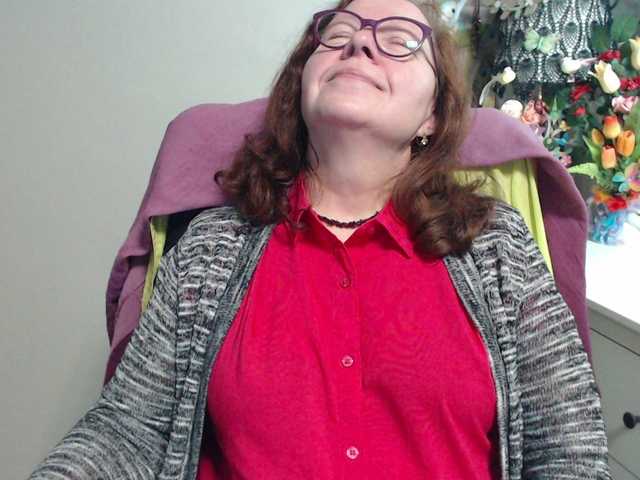 flirty-adele's BongaCams show and profile