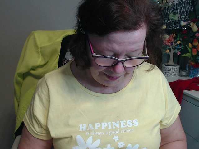 flirty-adele's BongaCams show and profile