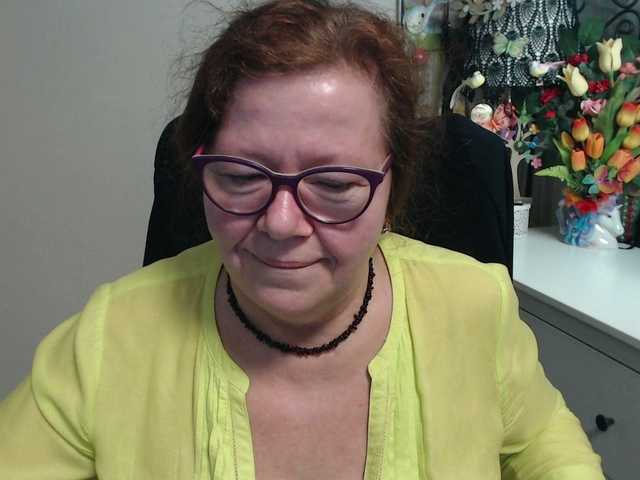 flirty-adele's BongaCams show and profile