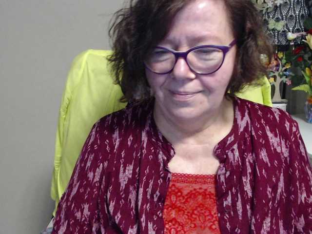 flirty-adele's BongaCams show and profile