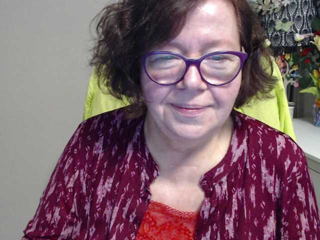 flirty-adele's BongaCams show and profile