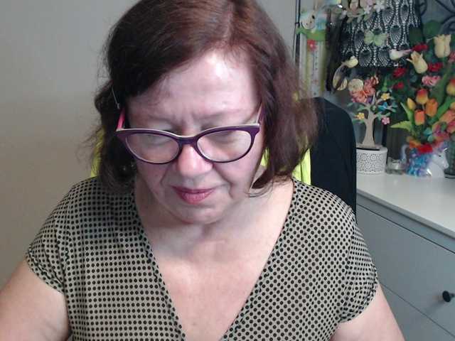 flirty-adele's BongaCams show and profile