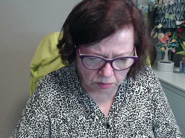 flirty-adele's BongaCams show and profile