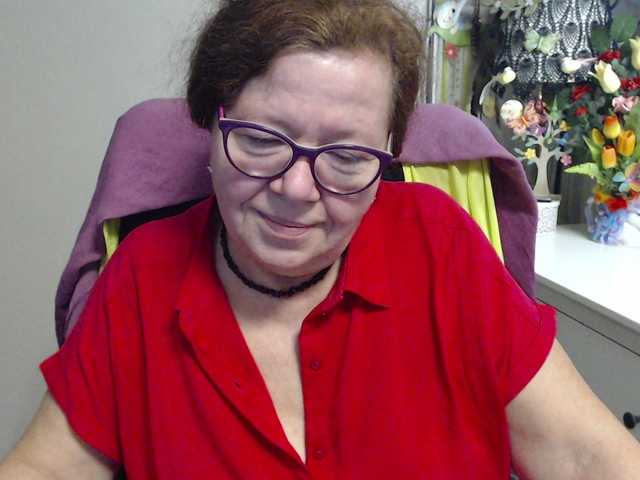 flirty-adele's BongaCams show and profile