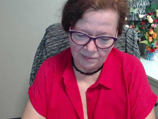 flirty-adele's BongaCams show and profile