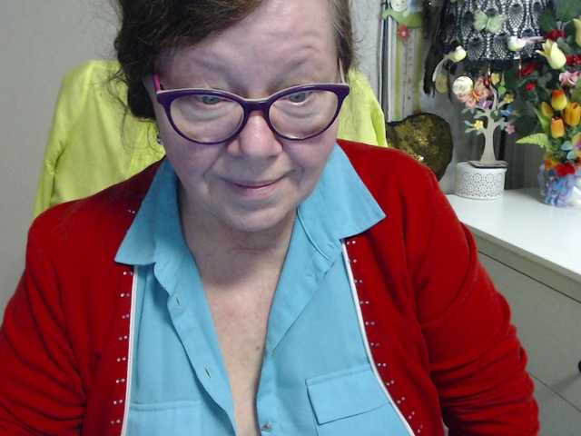 flirty-adele's BongaCams show and profile