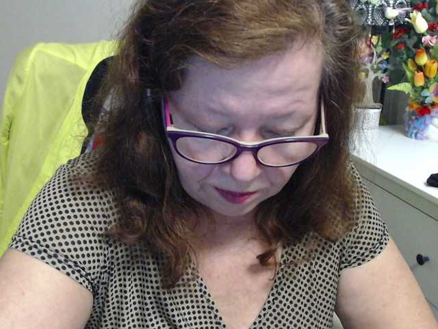 flirty-adele live cam profile