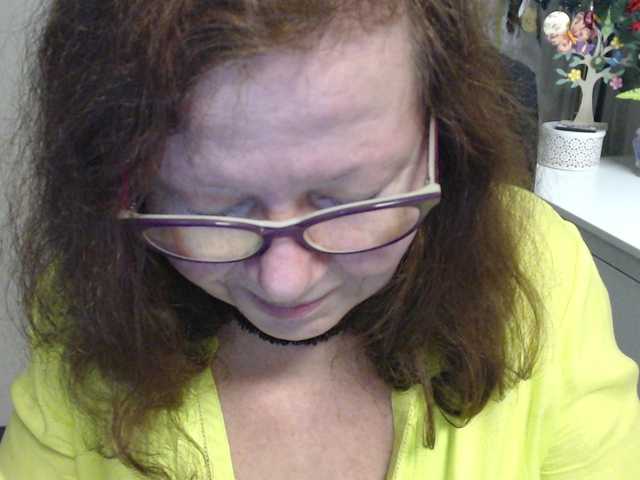 flirty-adele's BongaCams show and profile