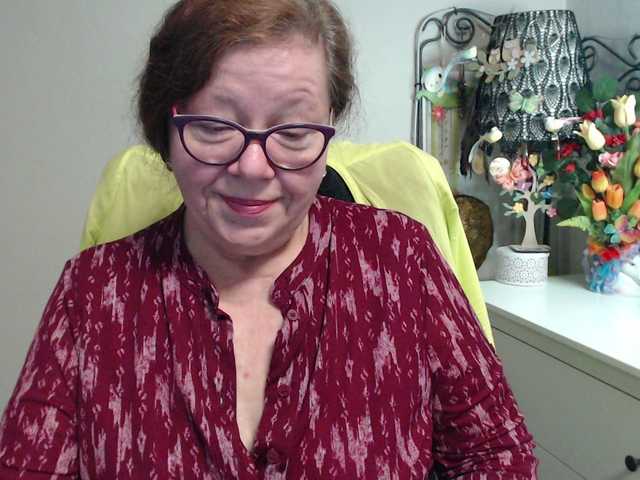 flirty-adele's BongaCams show and profile