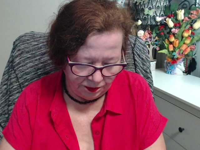 flirty-adele's BongaCams show and profile