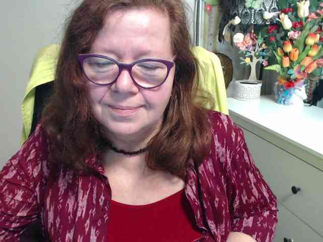 flirty-adele flirty-adele