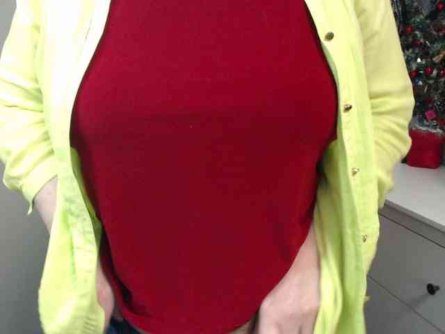 flirty-adele flirty-adele