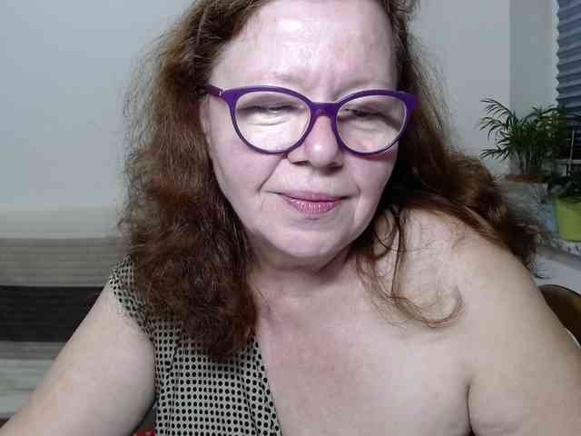 flirty-adele webcam