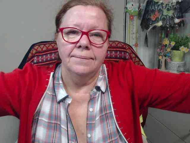 flirty-adele webcam