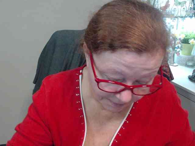 flirty-adele webcam