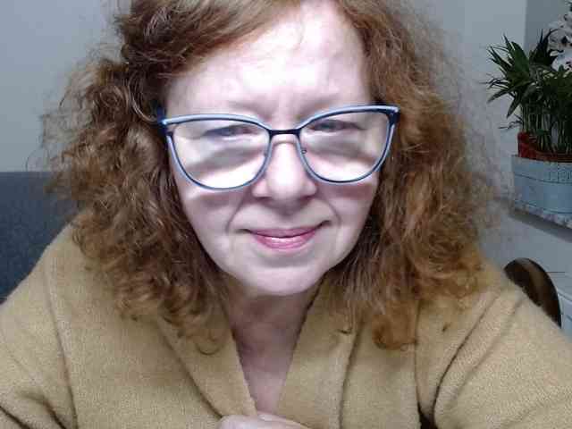 flirty-adele webcam