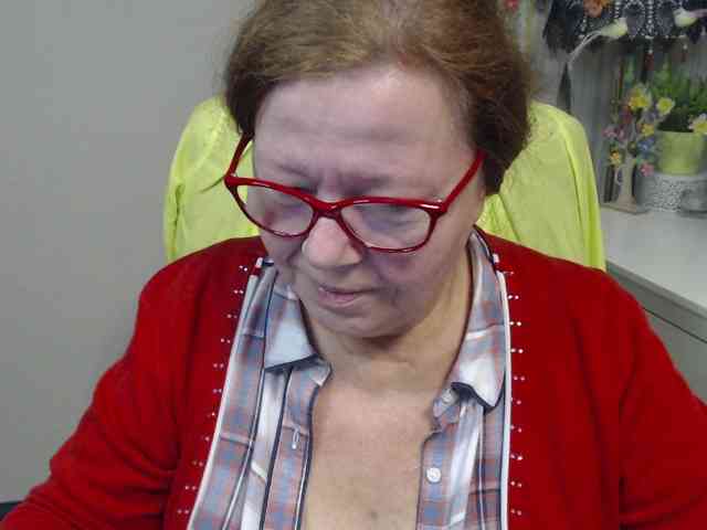 flirty-adele webcam